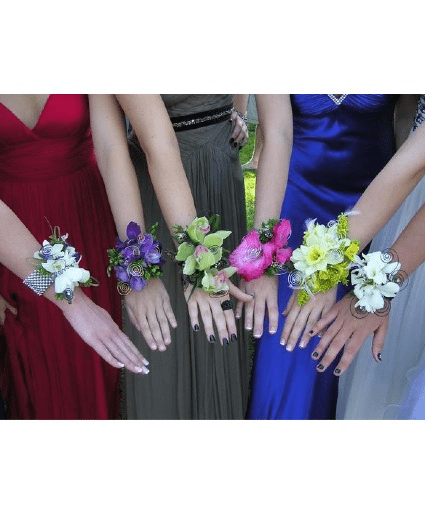 What Color Corsage for a Hot Pink Dress?